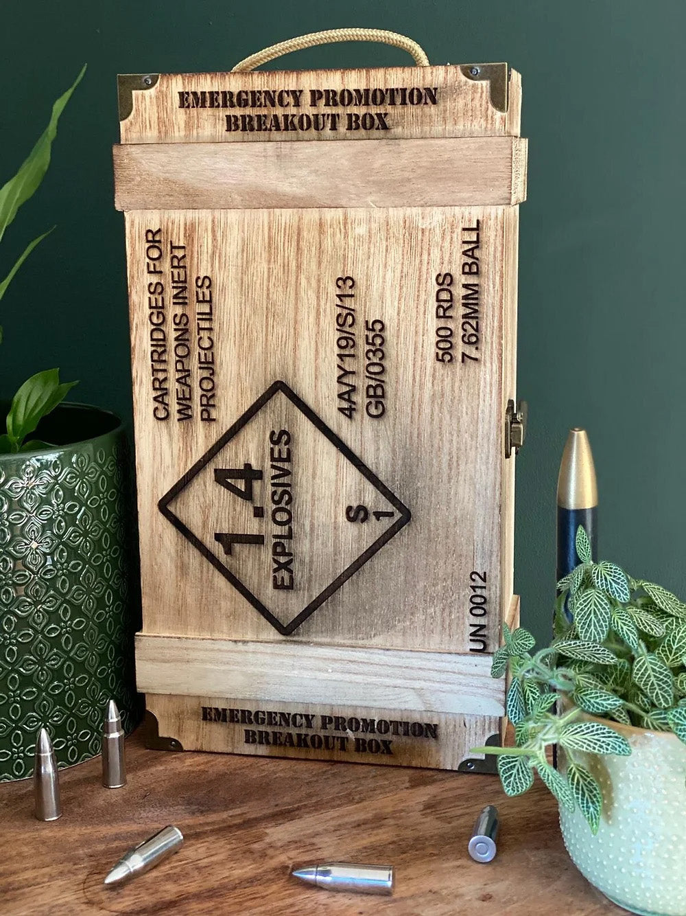 Ammo Box with Port and 2 x Personalised Port Glasses