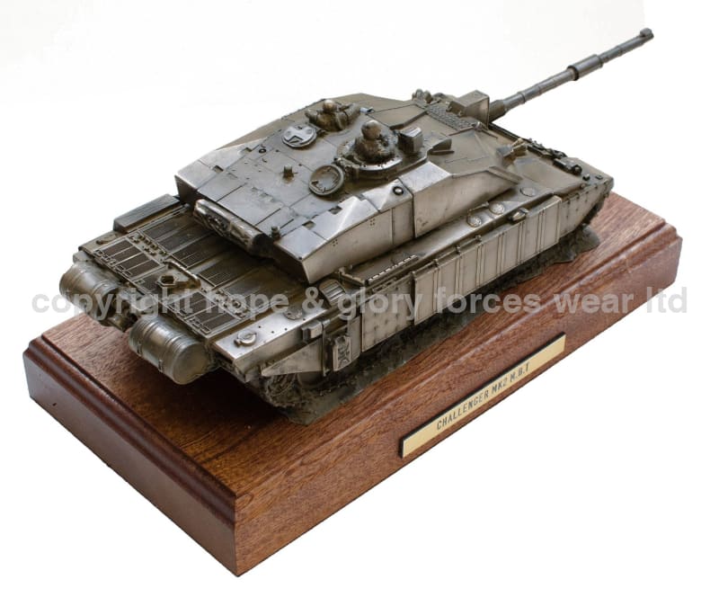 Military Statue - Challenger 2 Main Battle Tank Mahogany Mounted Cold Cast Bronze Statue