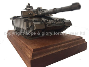 Military Statue - Challenger 2 Main Battle Tank Mahogany Mounted Cold Cast Bronze Statue