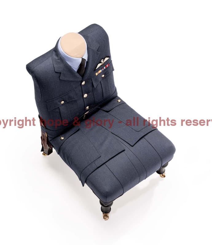 RAF FLIGHT LIEUTENANT CHAIR